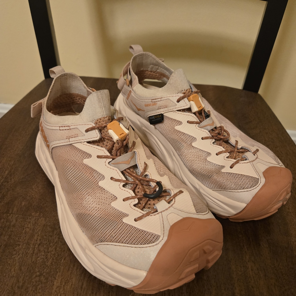 Hoka Women's Beige and Brown Athletic Sandals